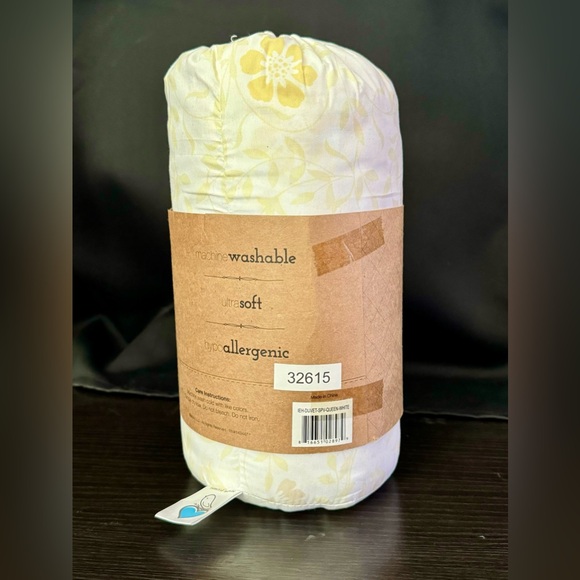 IEnjoy White Spring Vines Patterned Duvet Cover Set, 3 piece, Queen/Full Size - Picture 9 of 10